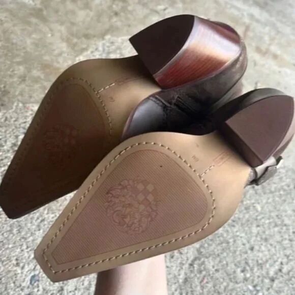 New Vince Camuto Nenanie Pointed Toe Leather Bootie Size 6 - Picture 6 of 6